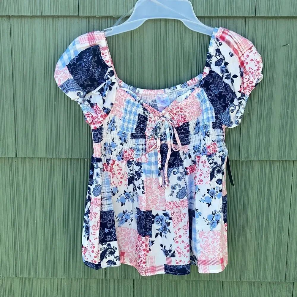 WOMEN’S Juniors Tie Front Smocked Light & Flowy Short Sleeve Summer Top Size XS